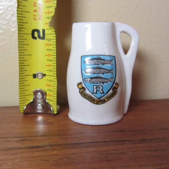 W.H. Goss crested heraldry china vintage Kingston Upon Thames (GC068 Grace) - Picture 3 of 7